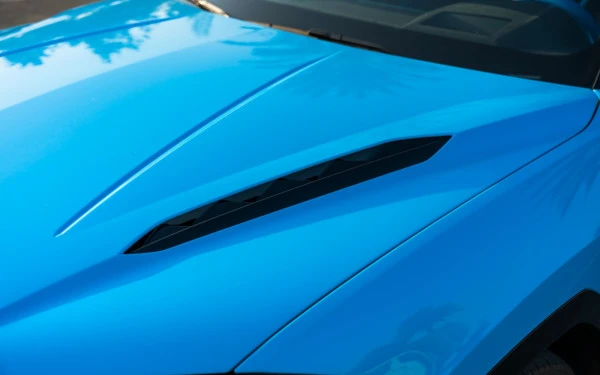  Blue Lamborghini Urus Photo 7